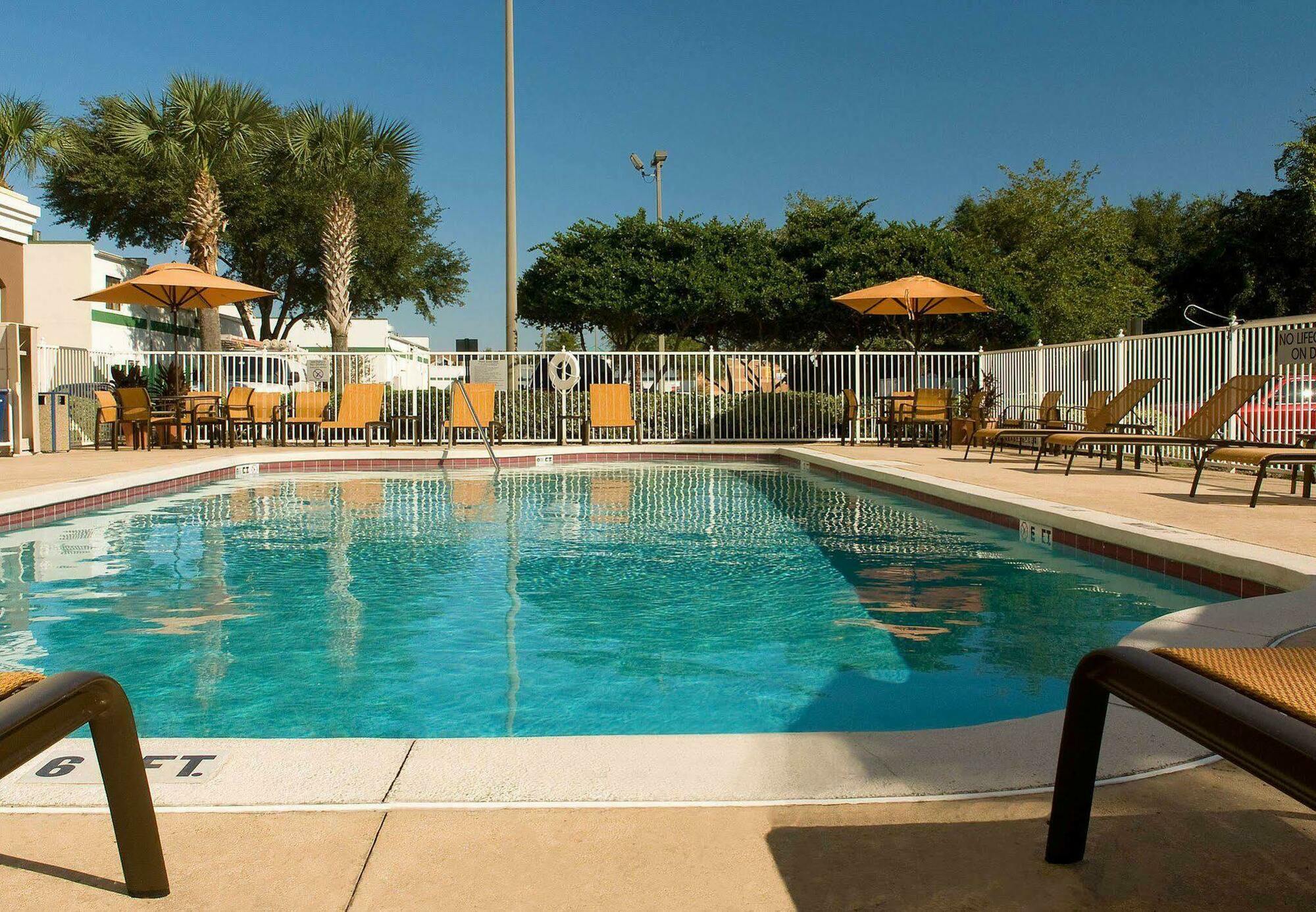Fairfield Inn & Suites By Marriott Orlando Lake Buena Vista Fasiliteter bilde
